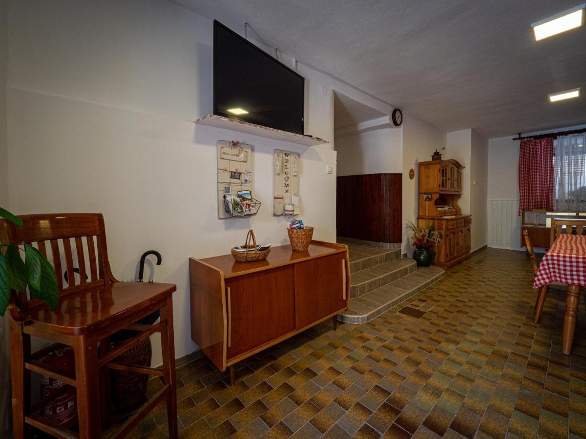 Kiara 7 Apartment Jesenice Exterior photo